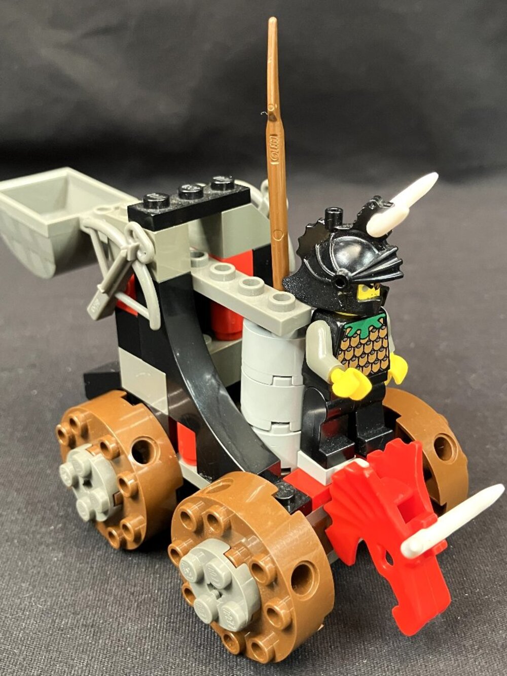 #6032 - Catapult Crusher with Instruction Booklet - 2000